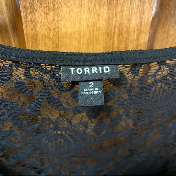 Women’s Torrid Black Dress Lace and Ripples 2X - Picture 2 of 4